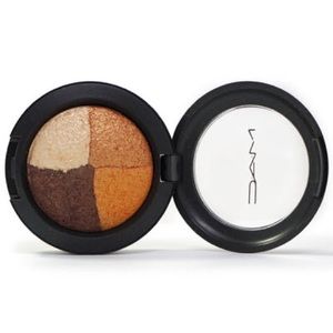MAC cosmetics natural flare mineralized eyeshadow